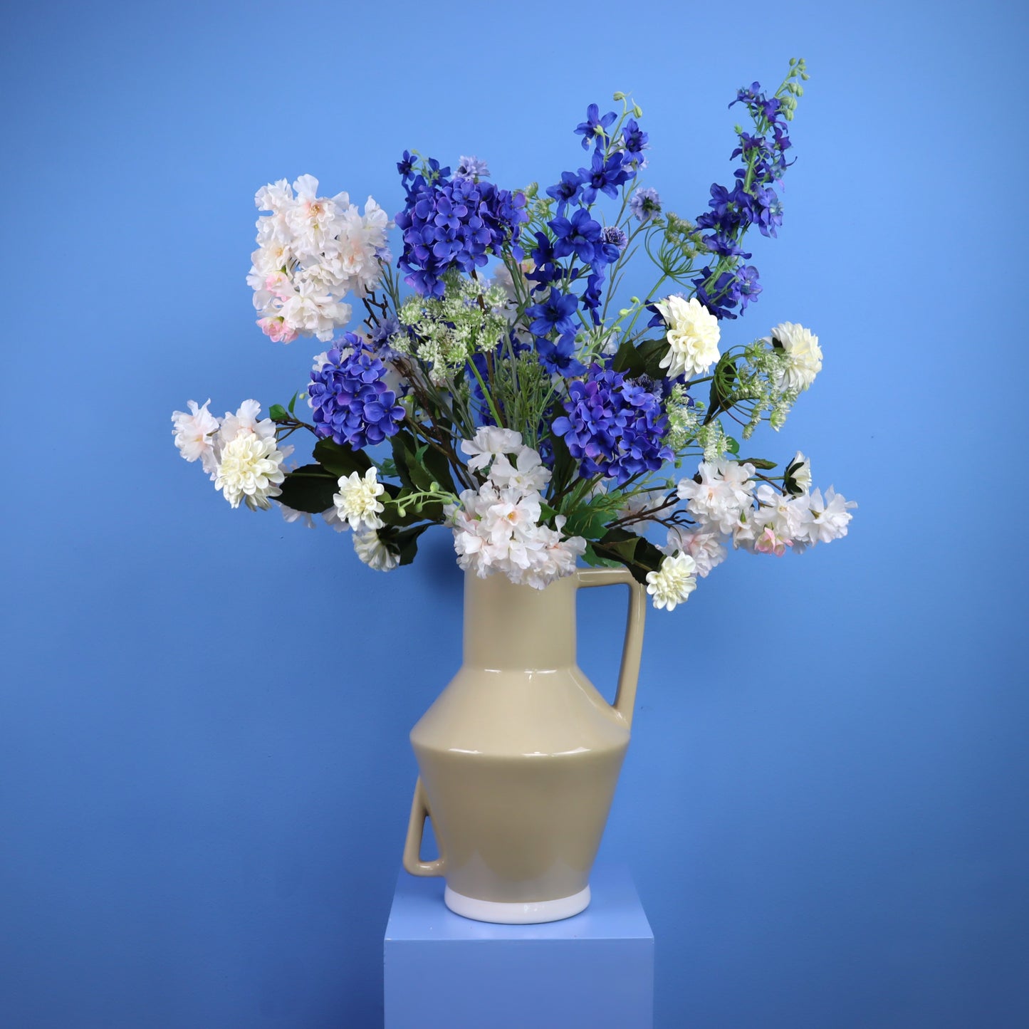 Beige Return to Sender Vaas XLarge | €120