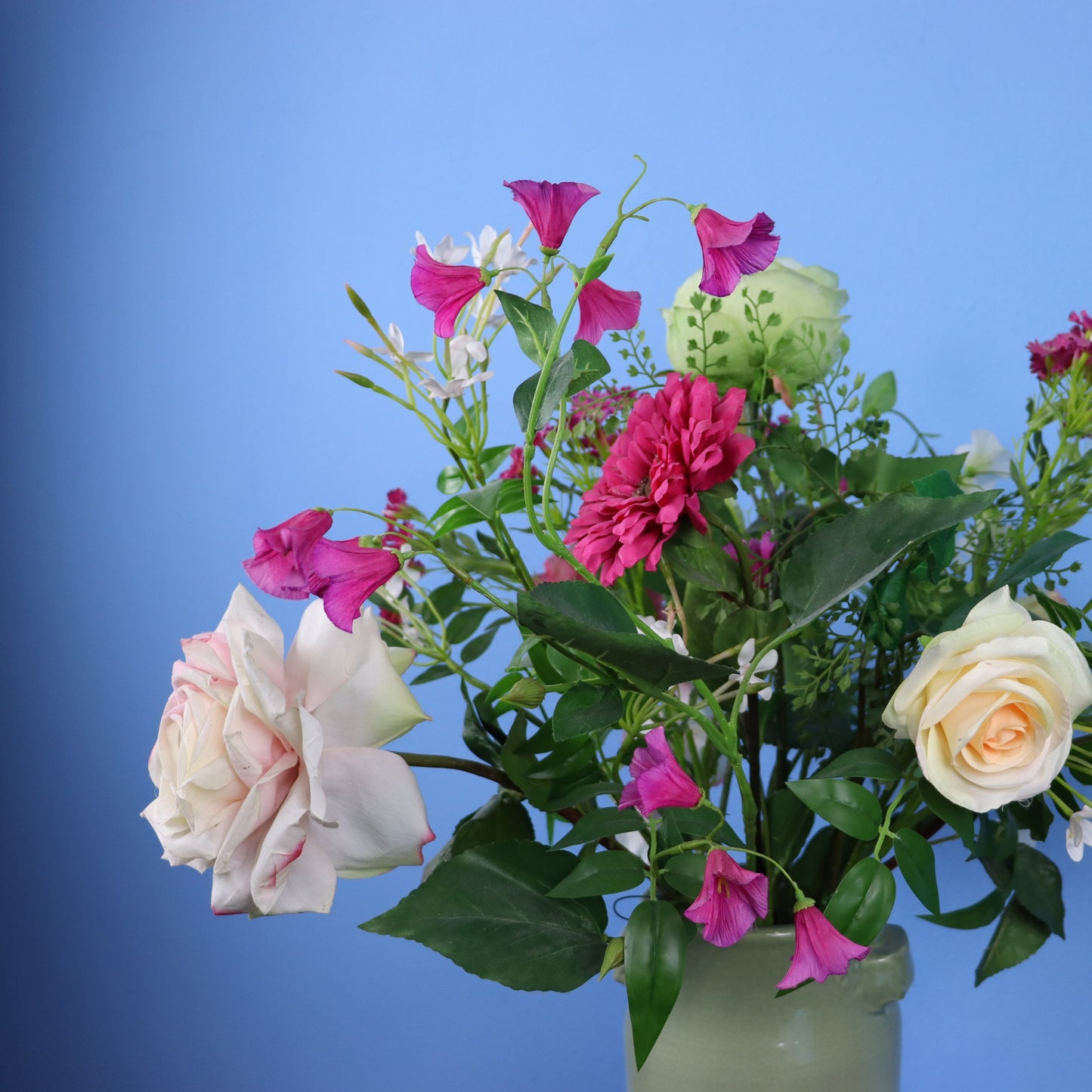 Kunstboeket Emy in Serax vaas, maat L – Reflower