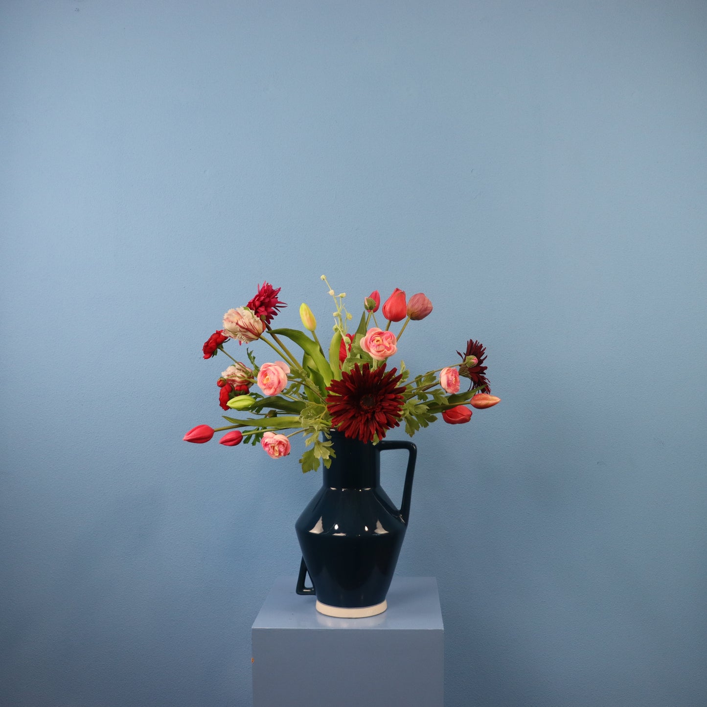 L - Yvette - Return to Sender vaas