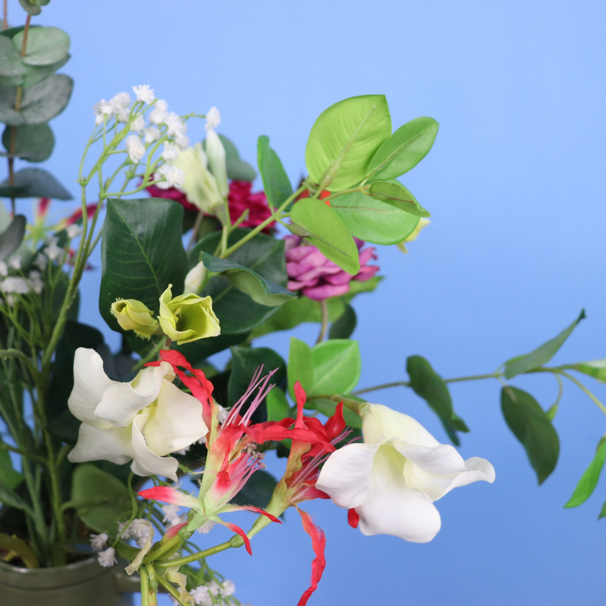 L - Benthe | Return to Sender vaas met kunstbloemen | Large