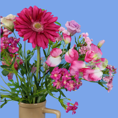 L - Johanna | Return to Sender vaas met kunstbloemen | Large