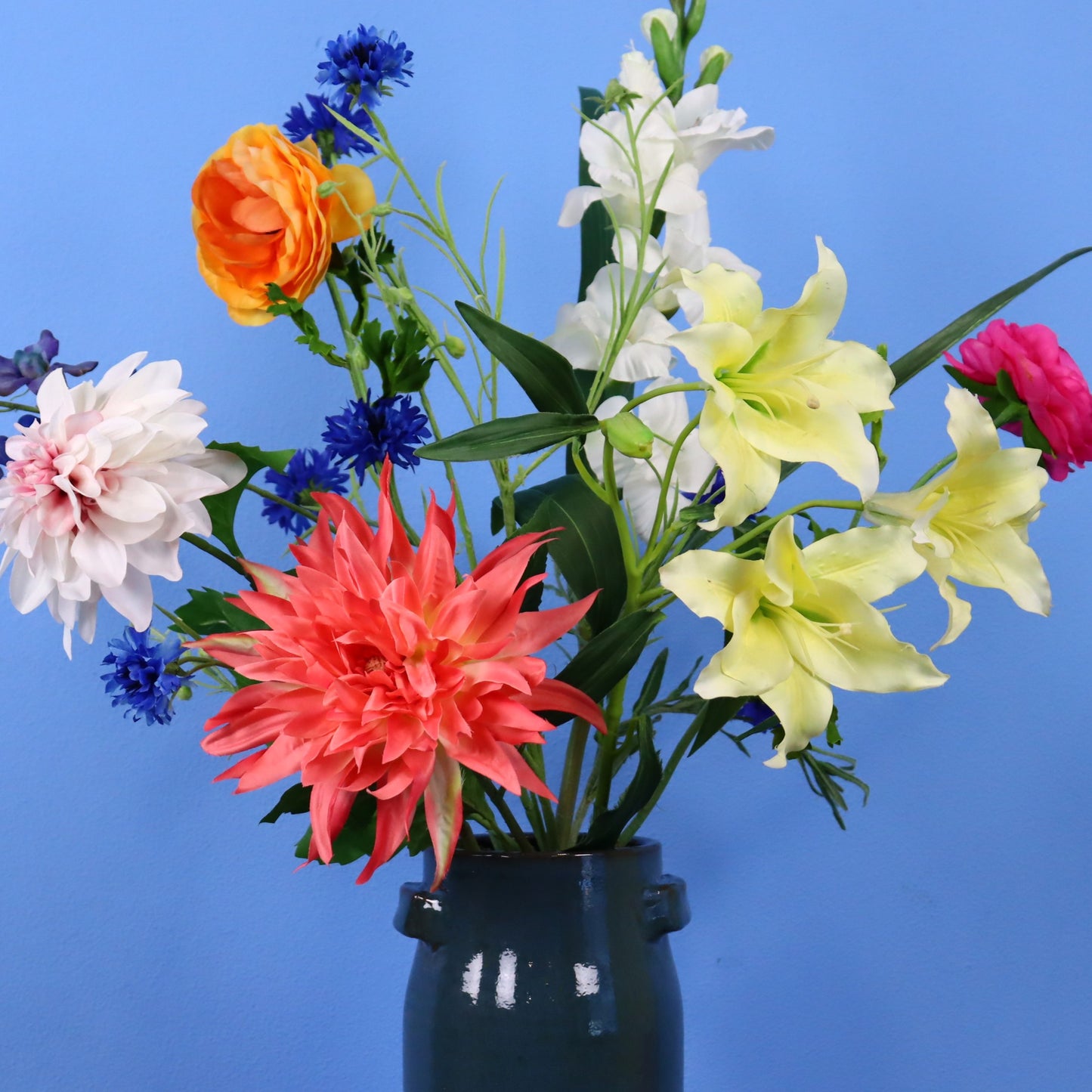 L - POM Amsterdam x Reflower in Serax Vaas