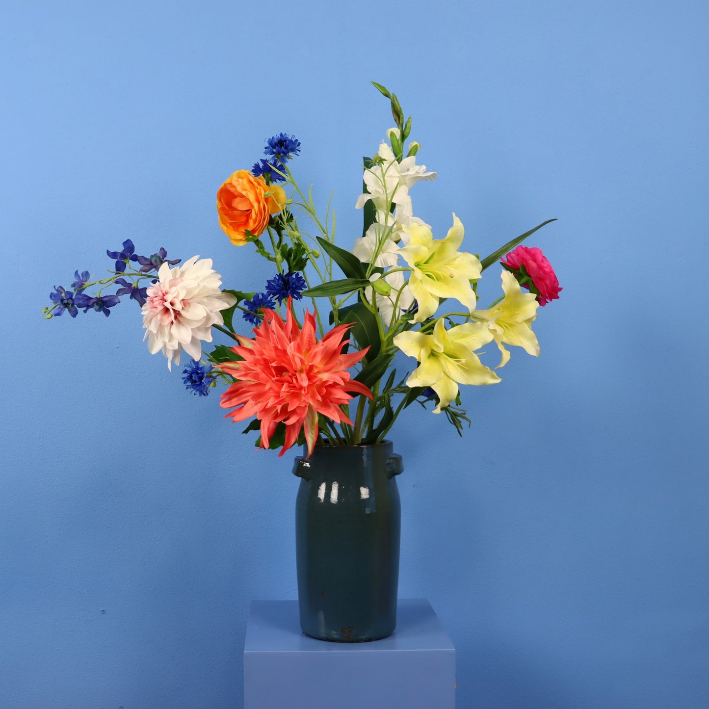 L - POM Amsterdam x Reflower in Serax Vaas