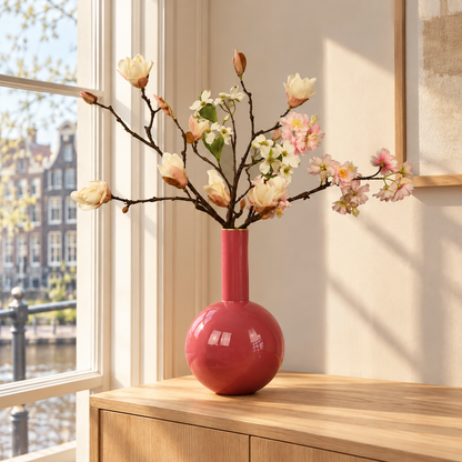Kunstboeket Brens in framboosroze glanzende Pip Studio bolvaas, maat L – Reflower, abonnement op kunstbloemen