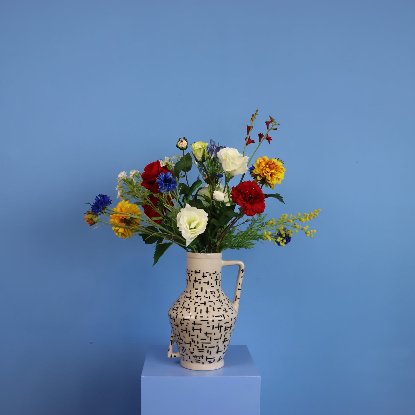 L - Hannie  - Return to Sender vaas