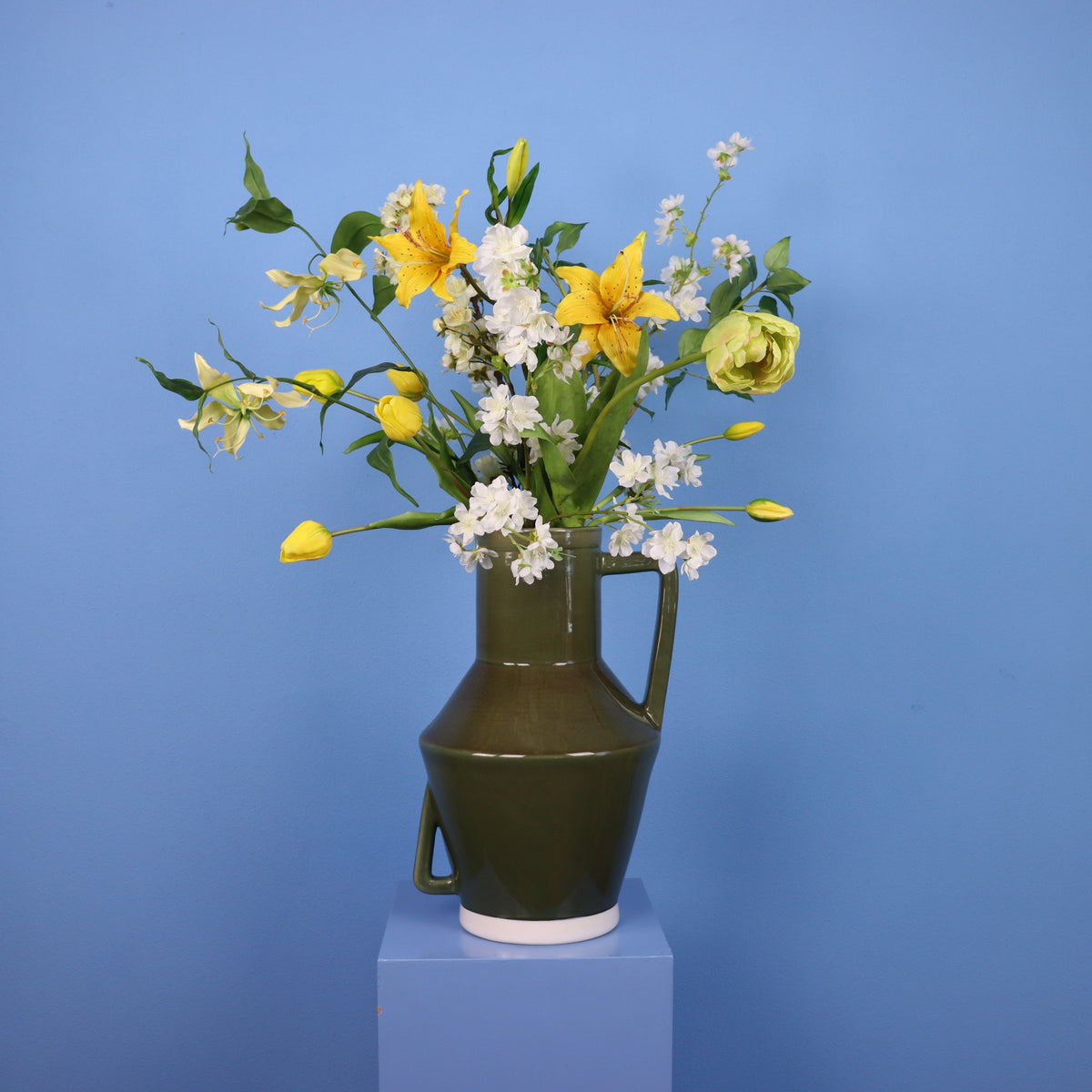 XL - Lean | Return to Sender vaas met kunstbloemen | XL