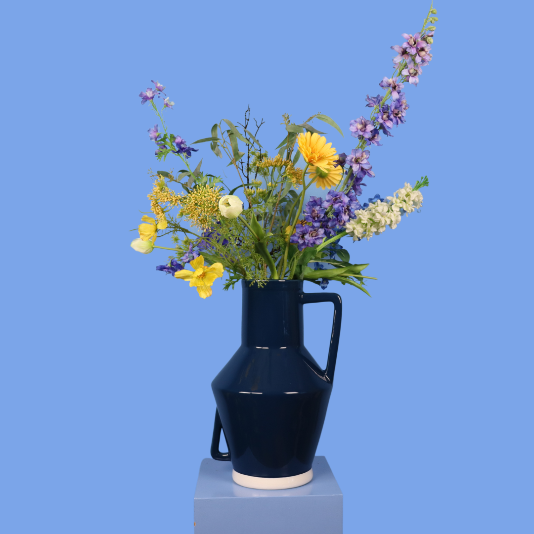 XL - Veronique | Return to Sender vaas met kunstbloemen | XL