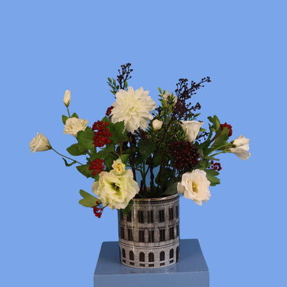 L - Morris | Vintage vaas met kunstbloemen | Large